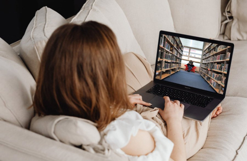 online skoleni databaze dlazdice